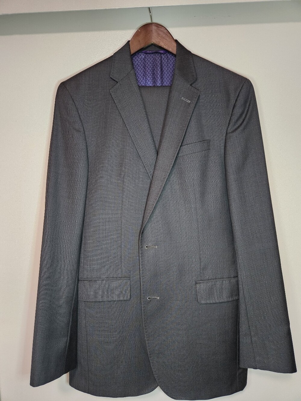Ted Baker 2-piece suit, 42L Charcoal